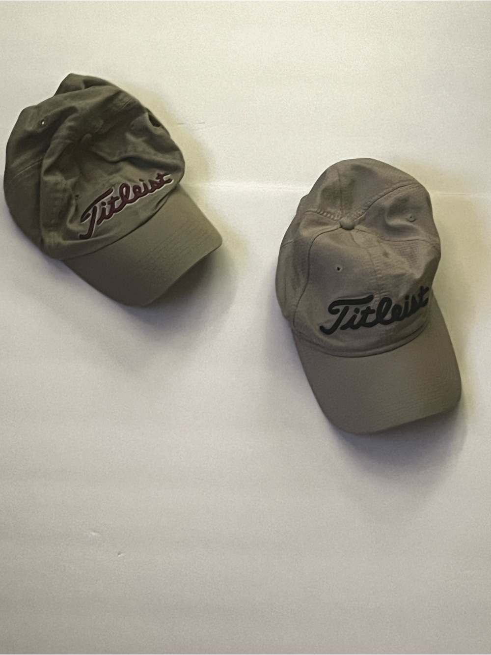 Titleist Cream/Tan Low-Profile Golf Cap Bundle Embroidered Logo Athleisure